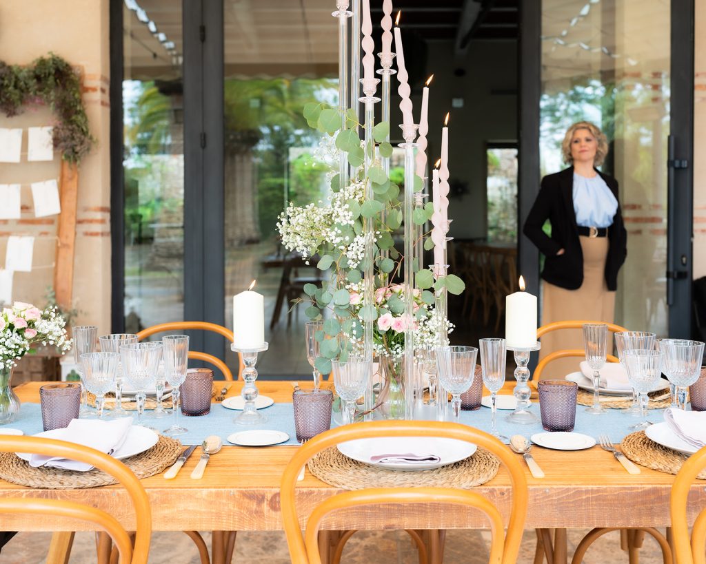 Hermosa decoración de bodas para varios estilos de celebración.
